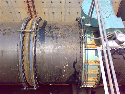 山（shān）東菏澤電廠擴建工程室外安裝伸縮接頭（tóu）施工現場.jpg